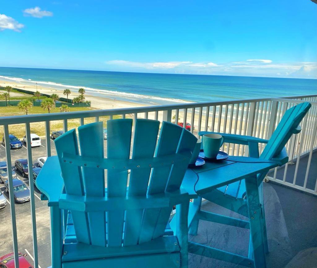 Castaways Resort Studios Daytona Beach Exterior photo
